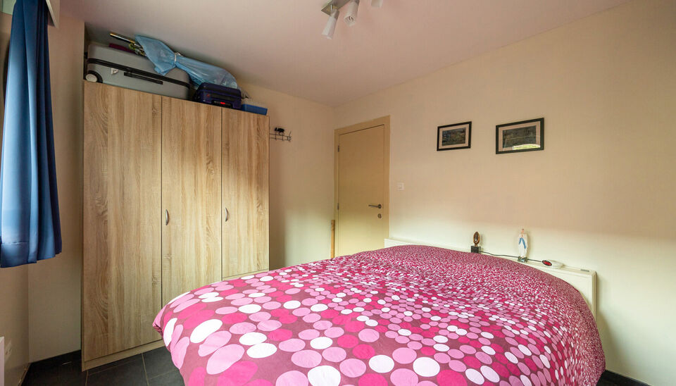 PRACHTIG GELIJKVLOERS APPARTEMENT (97M2) MET 2 SLAAPKAMERS, TERRAS + TUIN EN AUTOSTANDPLAATS TE HASSELT (KORTESSEM)!

In het centrum van Kortessem, meer bepaald op de Omstraat 1 vinden we, op de gelijkvloerse verdieping, dit hedendaags appartement met 2 s