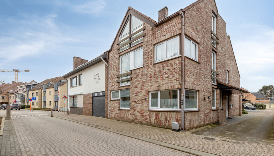 Appartementsgebouw te koop in Bree