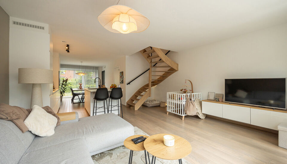 MODERNE NIEUWBOUW TUINVILLA MET 2 (UITBREIDBAAR TOT 3) SLAAPKAMERS, TERRAS EN INPANDIGE GARAGE TE GENK!

Deze tuinvilla maakt deel uit van het nieuwbouwproject 'Tuinvilla's - Voetbalhof - Noordlaan' gelegen te Genk (Winterslag). 
Natuur en winkels vind j