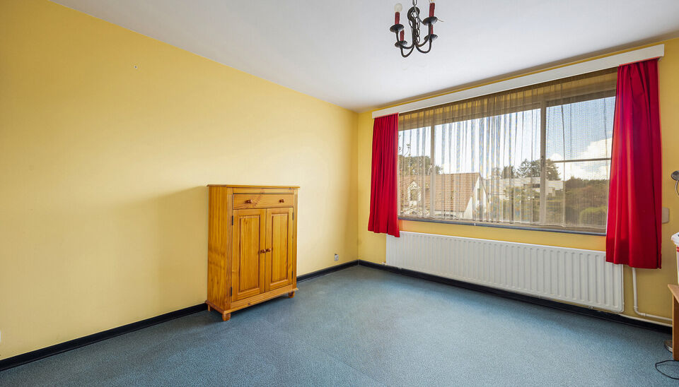 STIJLVOLLE GEZINSWONING (OB) MET 4 SLAAPKAMERS OP ZUID-OOSTELIJK GERICHT PERCEEL VAN 10A34CA IN EXCLUSIEVE RESIDENTI&Euml;LE VILLAWIJK TE HASSELT (HENEGAUWBERG)

In de meest exclusieve residenti&euml;le villawijk van Hasselt (ook &ldquo;Henegauwberg&rdquo; of "Henegauwwi