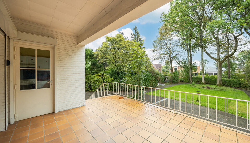 STIJLVOLLE GEZINSWONING (OB) MET 4 SLAAPKAMERS OP ZUID-OOSTELIJK GERICHT PERCEEL VAN 10A34CA IN EXCLUSIEVE RESIDENTI&Euml;LE VILLAWIJK TE HASSELT (HENEGAUWBERG)

In de meest exclusieve residenti&euml;le villawijk van Hasselt (ook &ldquo;Henegauwberg&rdquo; of "Henegauwwi