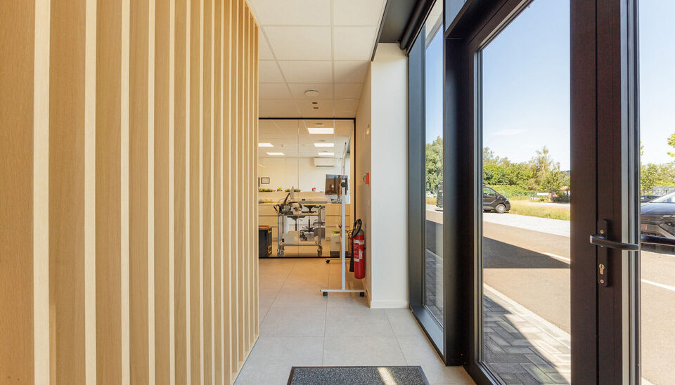 Kantoorgebouw te koop in Diepenbeek