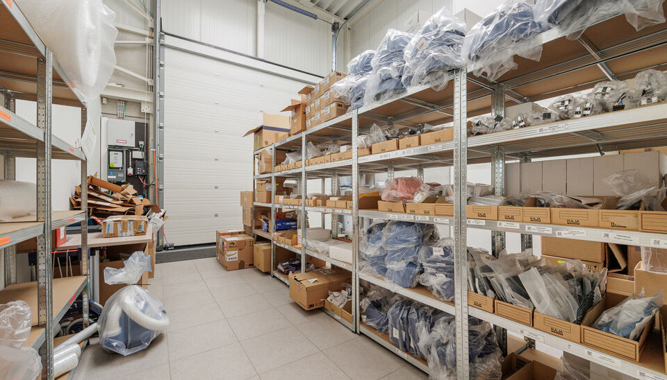 Kantoorgebouw te koop in Diepenbeek